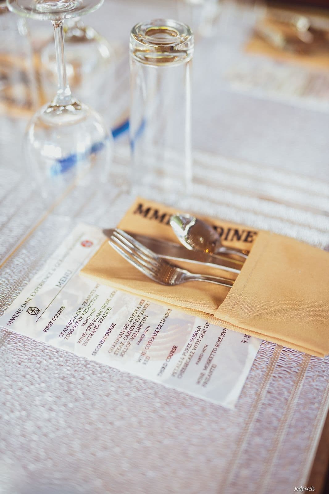 Mmere Dine Experience view 2
