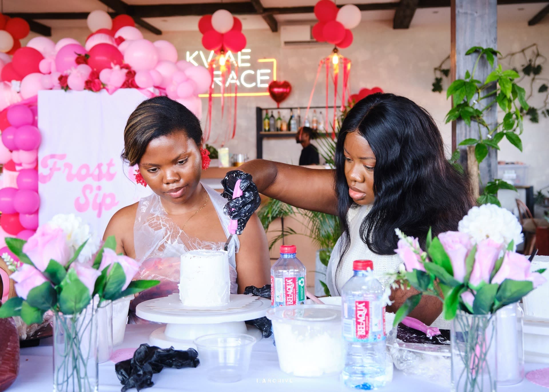 Frost & Sip - The Cake Decorating Experience view 5