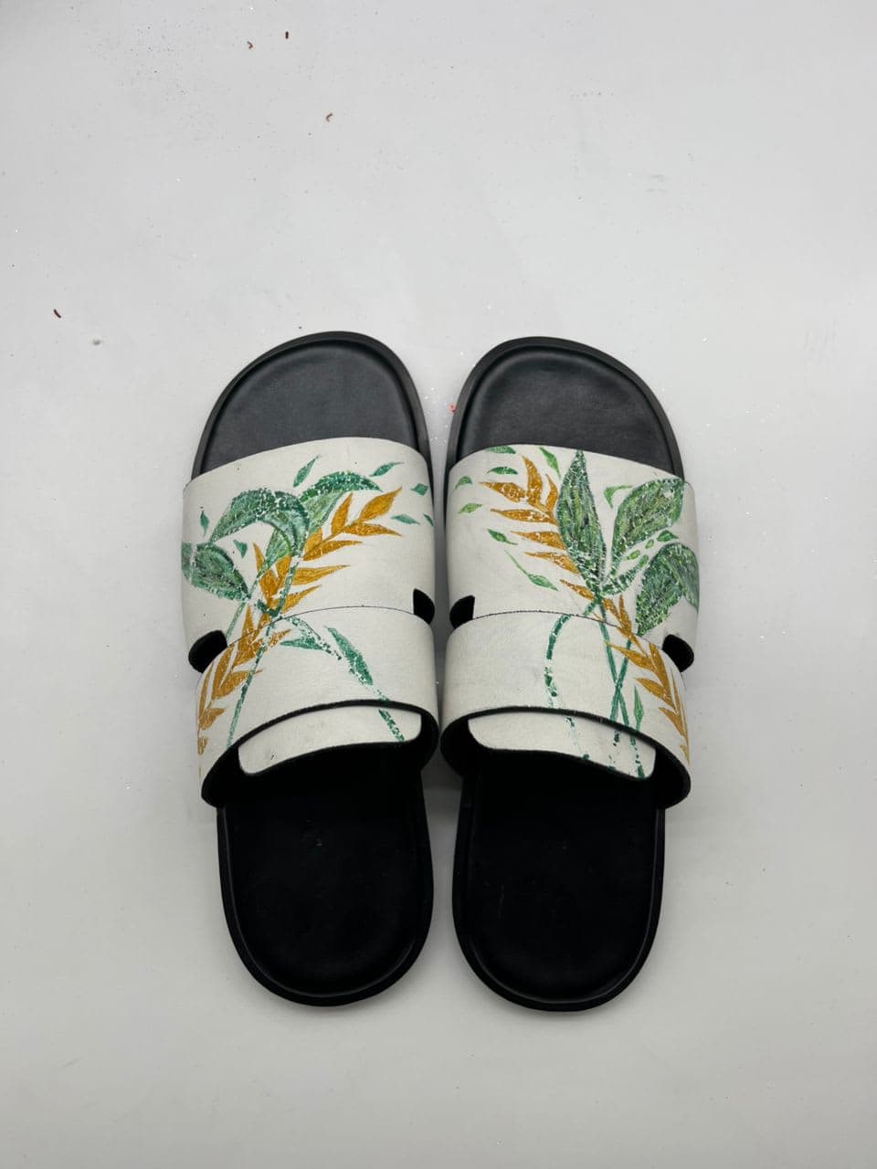 Sandal, Paint and Sip main