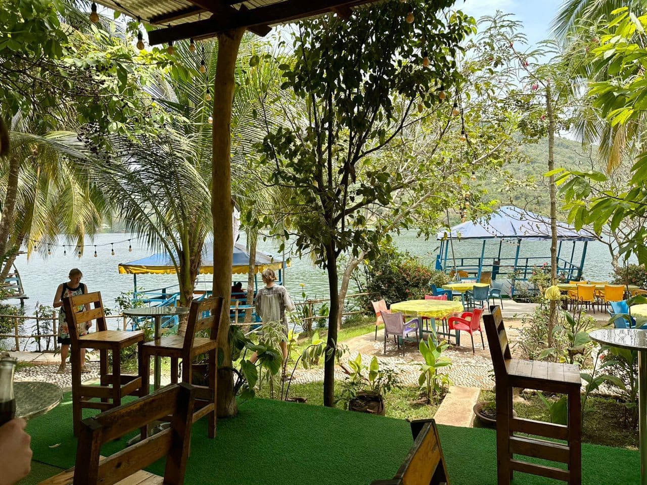 Learn Twi in the greenery of Ghana view 2