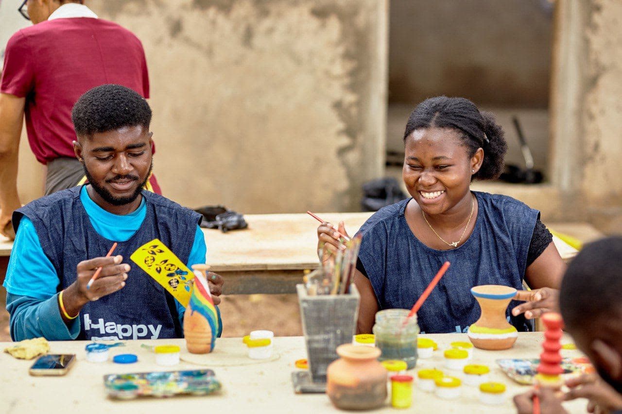 Happy Art Pottery Experience view 2