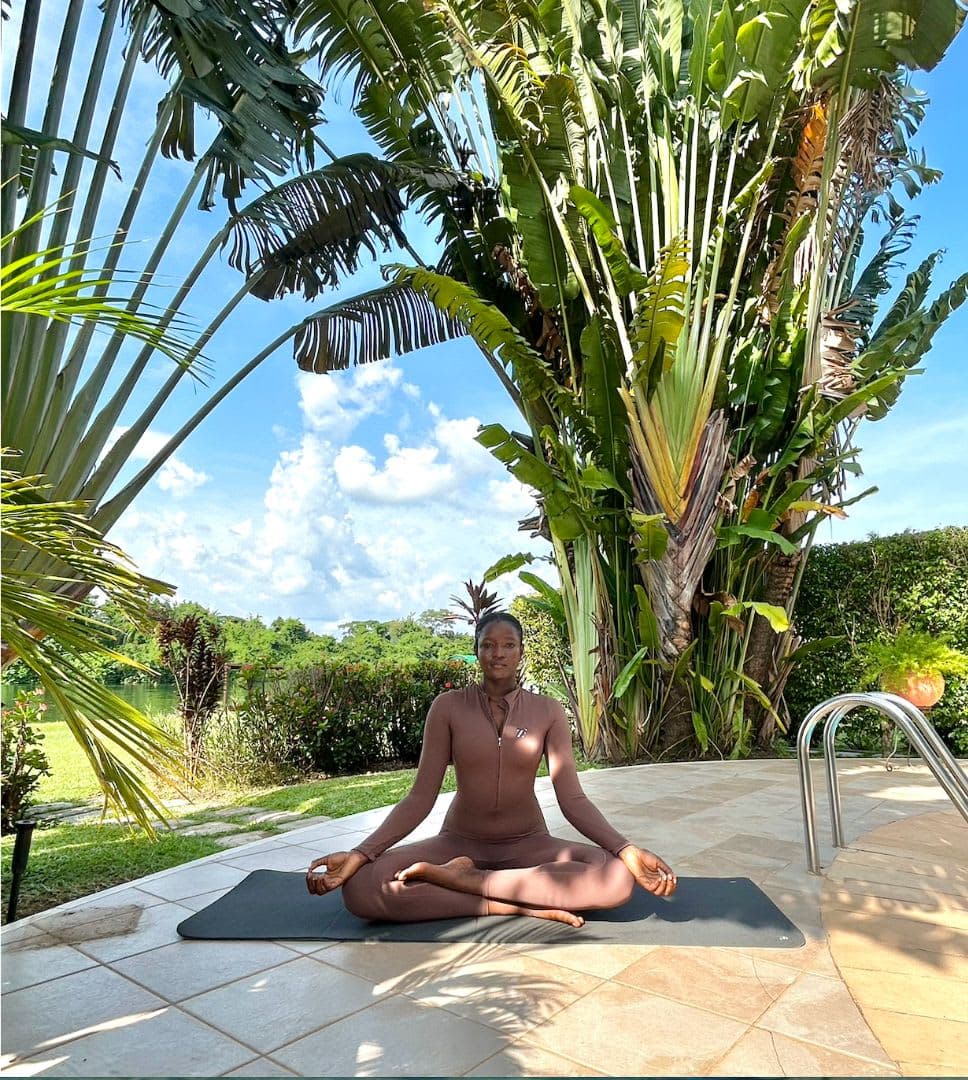 Morning Yoga by the Volta main