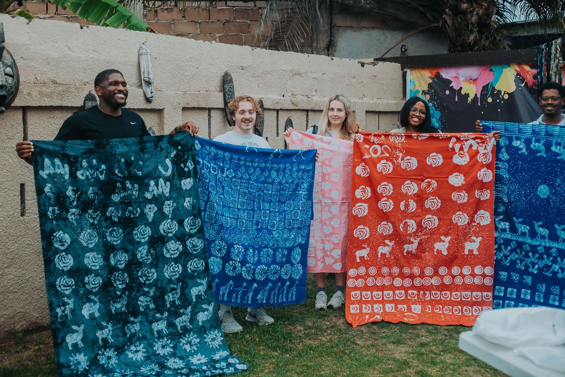 LOVE PRINTED BY HAND main