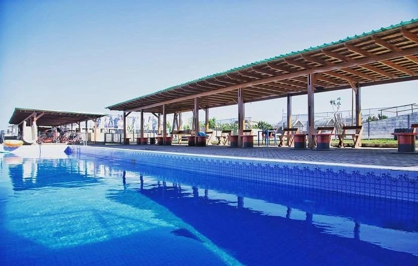 Swimming Pool main