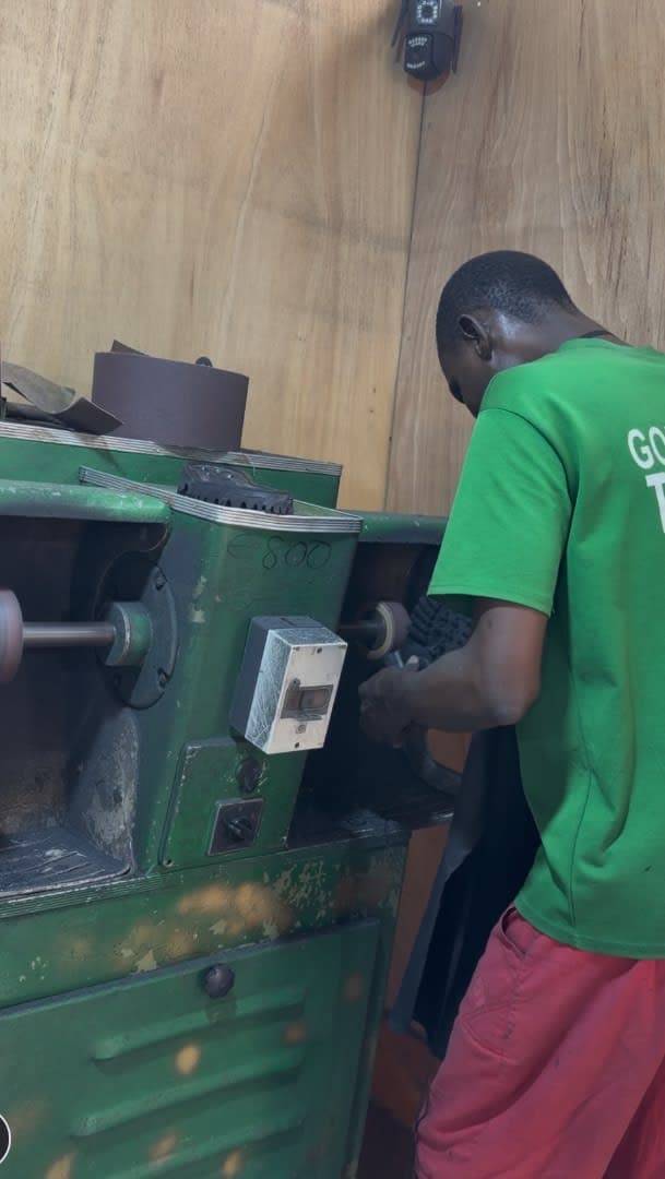 Make your own Ahenema: A shoe making experience view 4
