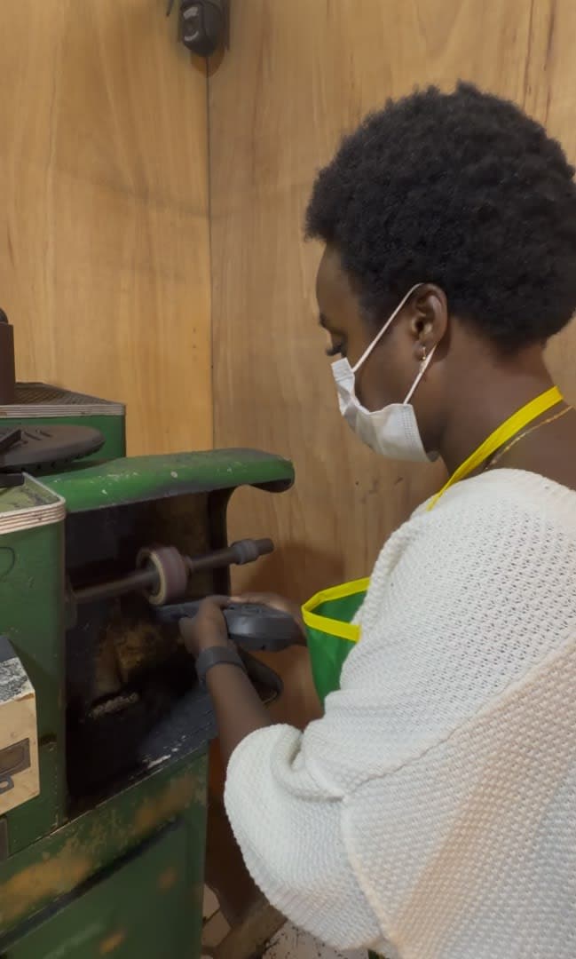 Make your own Ahenema: A shoe making experience view 3